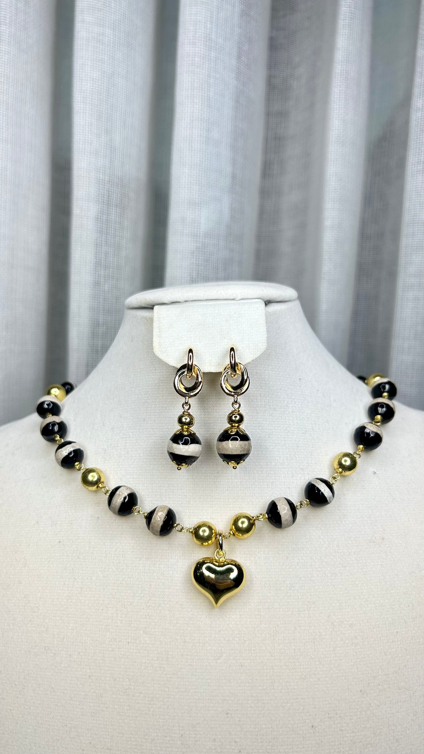 Juego Collar & Aretes Zebra